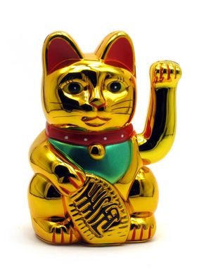Кішка Манекі-неко, що махає лапою, пластик (14,5х9,5х9 см) (батарейки в комплект не входять), K323995 - фото товару