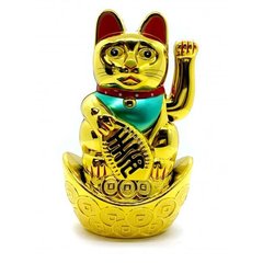 Кошка Манэки-нэко машущая лапой на чаше богатства(180х110х70 мм), K334820 - фото товара