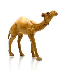 Верблюд шкіра (17,5х16,5х4,5 см)(6"), K318705 - фото товару