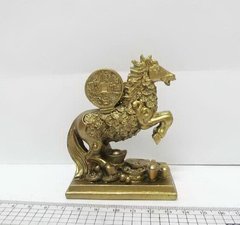 Сувенір керамічна фігурка "Кінь з монетами", K2722898OO14530 - фото товару
